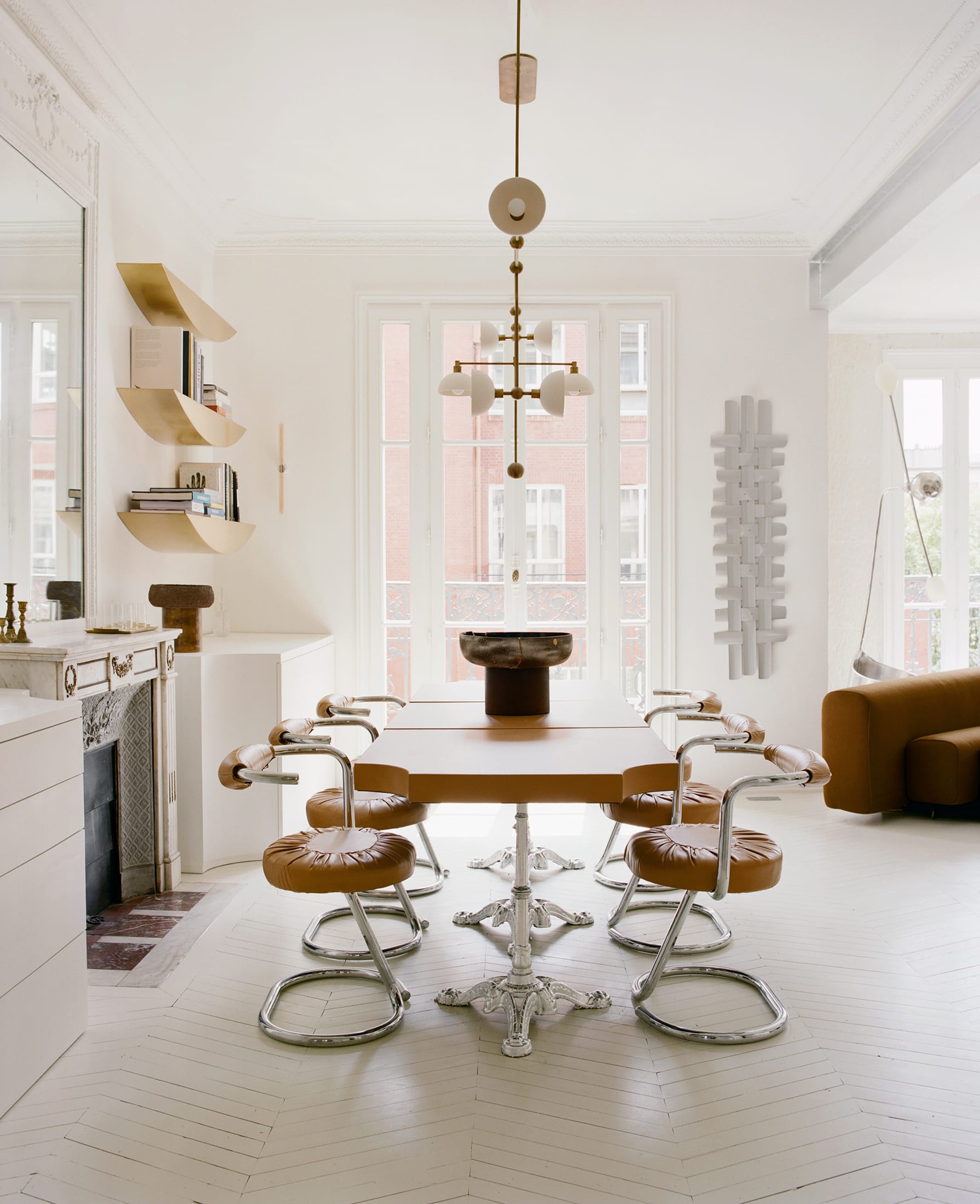 can ho paris art nouveau cai tao do noi that duong dai