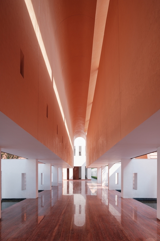 yongLi hanh lang mai vom plaza we&arch