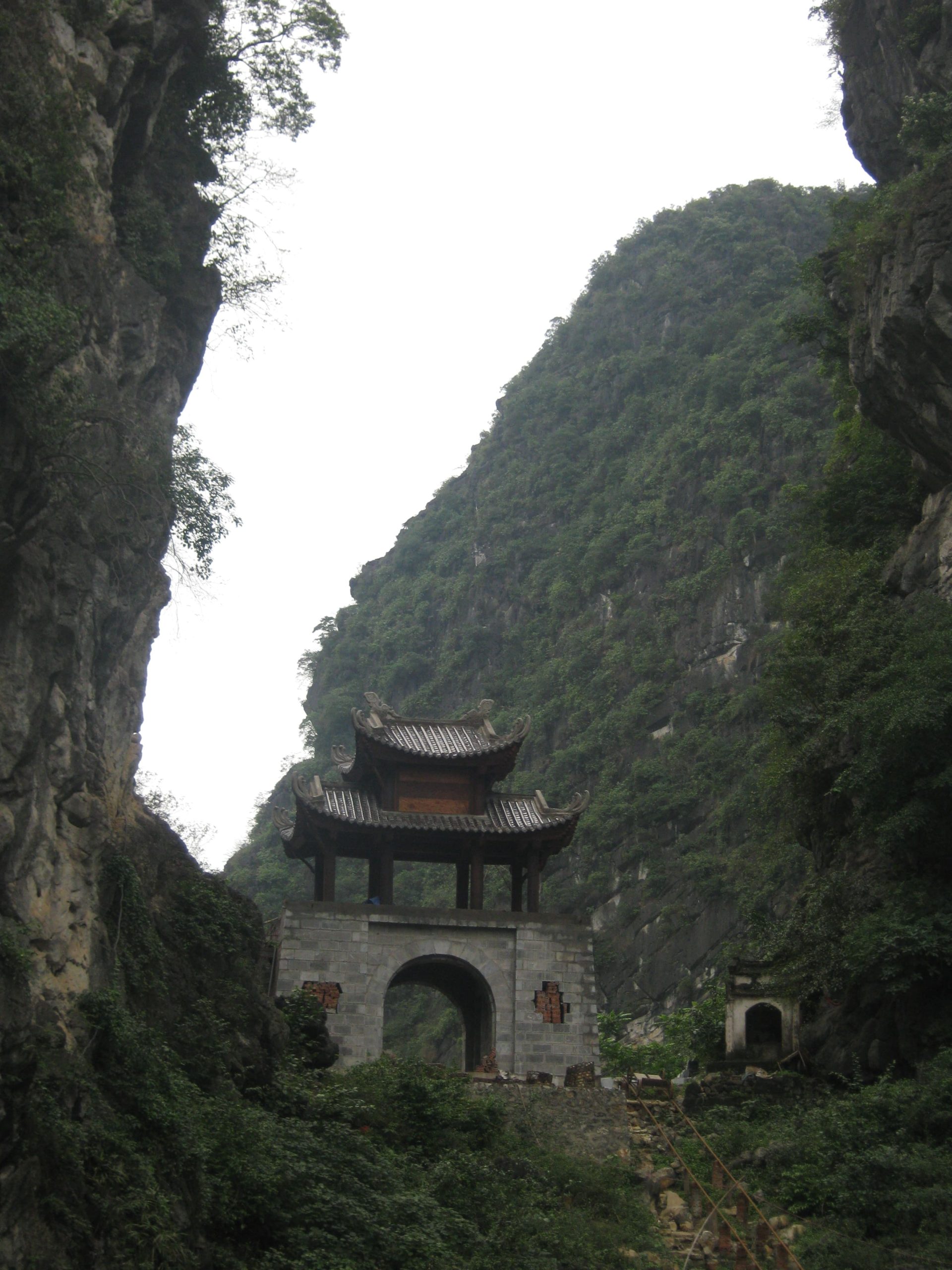 ninh binh kien truc phat giao