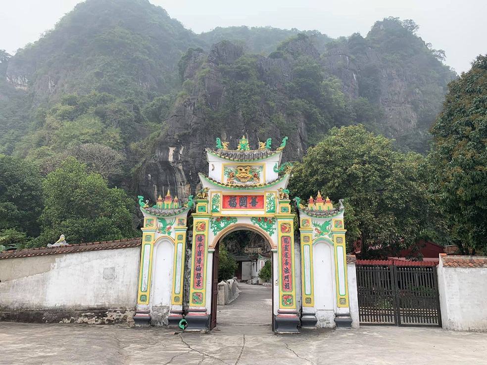 chua bai dinh ninh binh kien truc phat giao