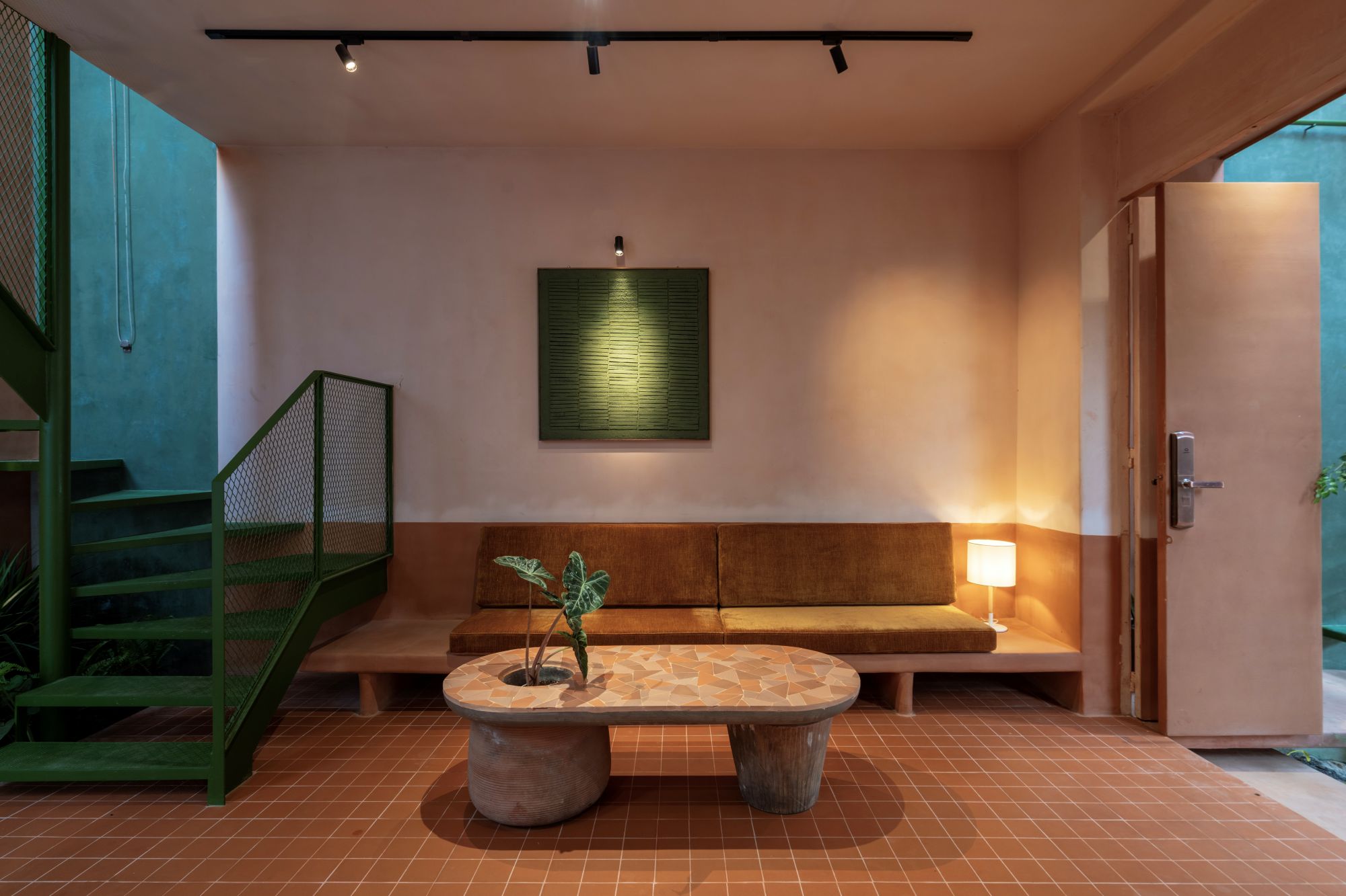 nha ong lai thieu binh duong gom cai tao noi that phong khach naqi partners