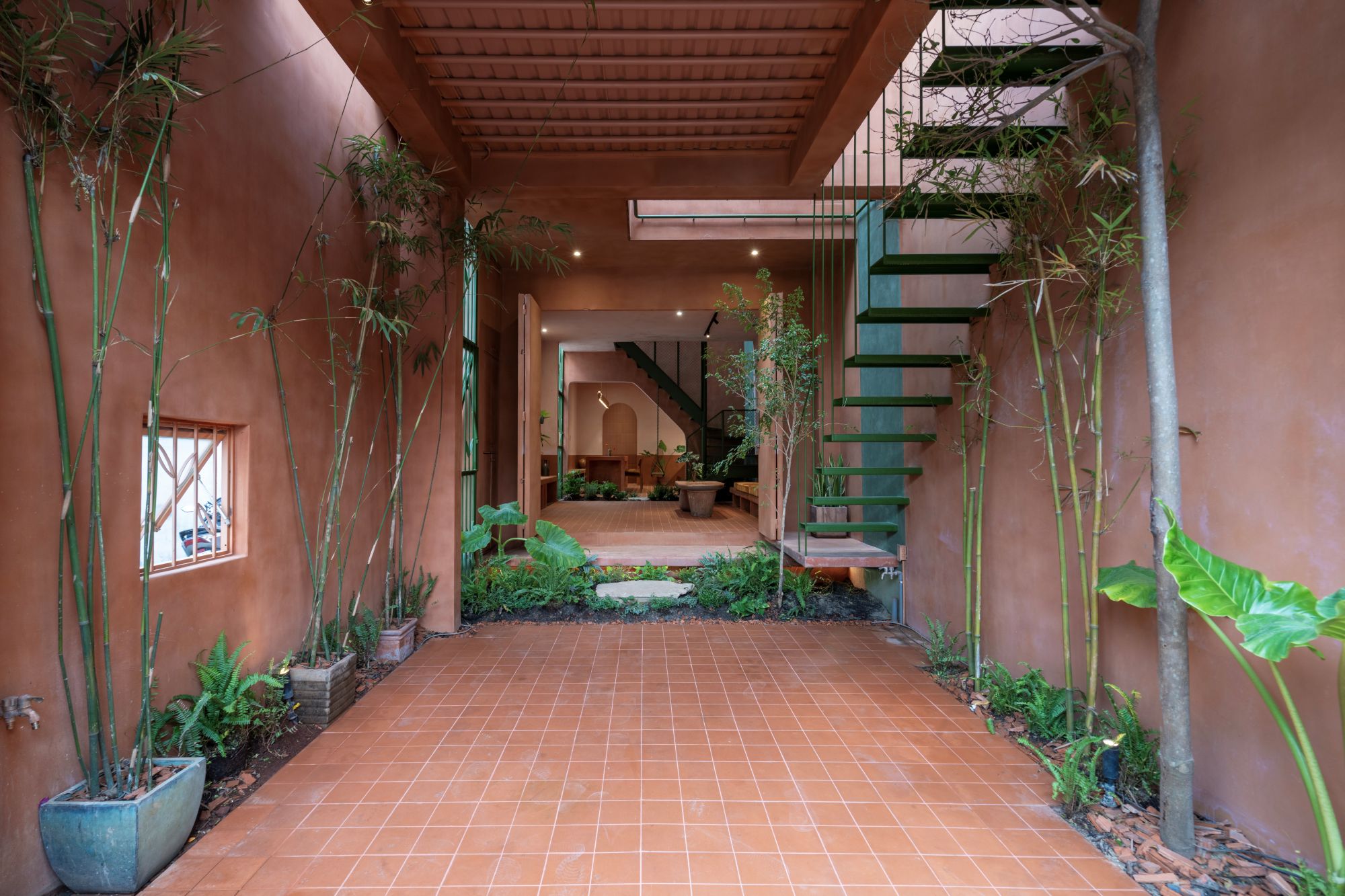 cai tao san gach binh duong gom cai tao naqi partners