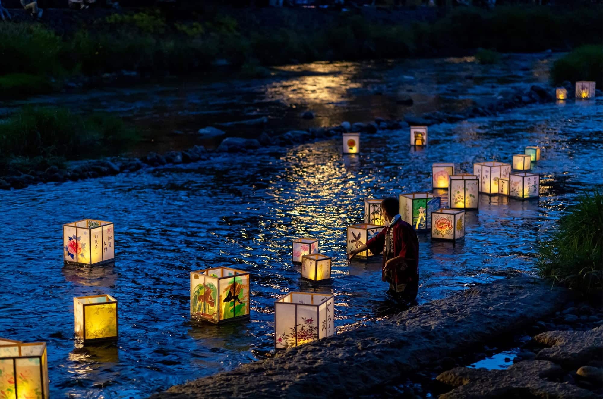 hoa dang Loy Krathong Obon Toro Nagashi Hoi An Nghi Lan Lantern Floating Hawai‘i