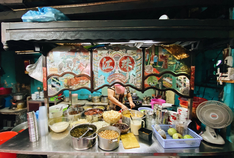 am thuc nguoi hoa truyen ky tan nha che cot dien ca phe ba lu