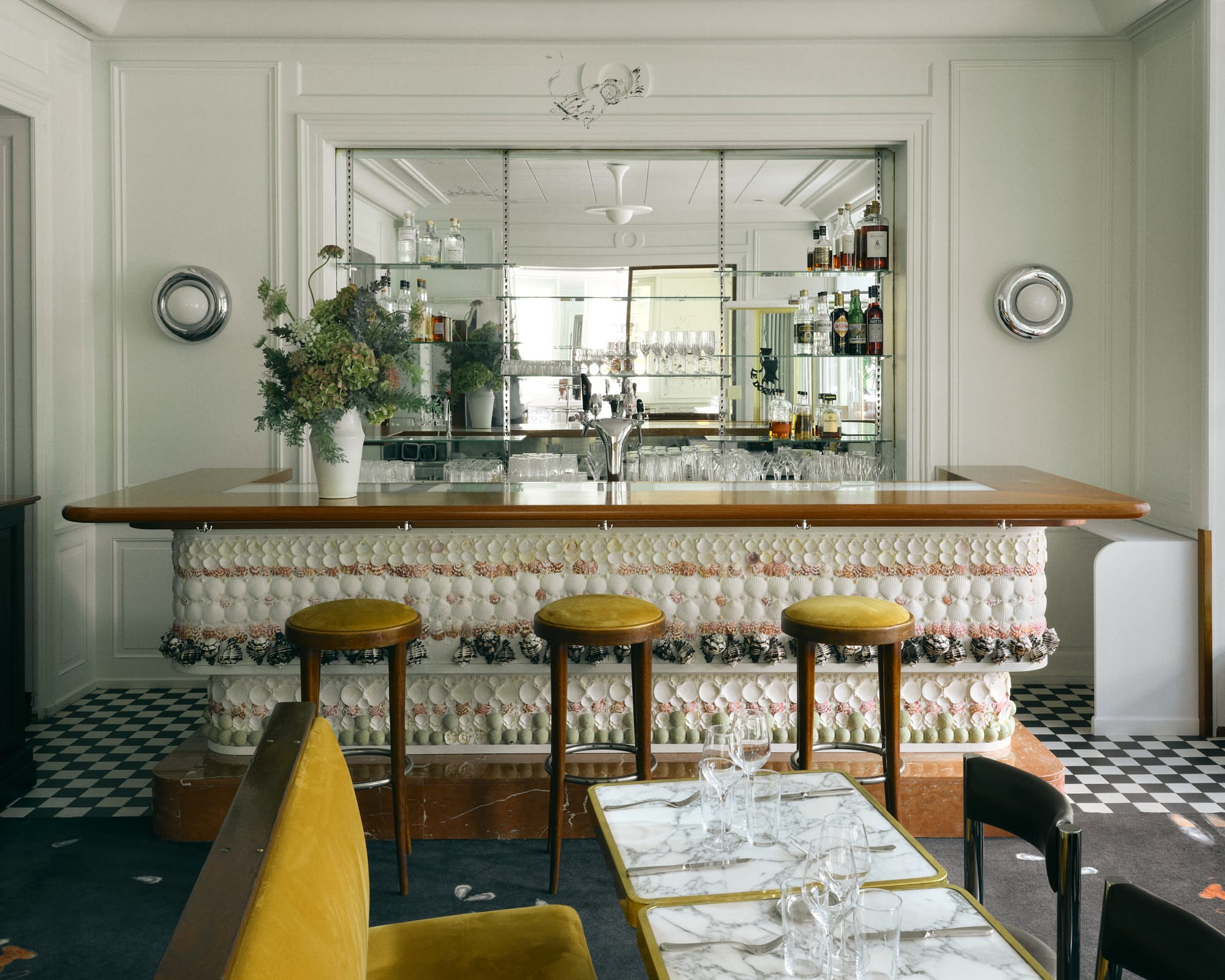 nha hang Le Dorian Ykra Architects