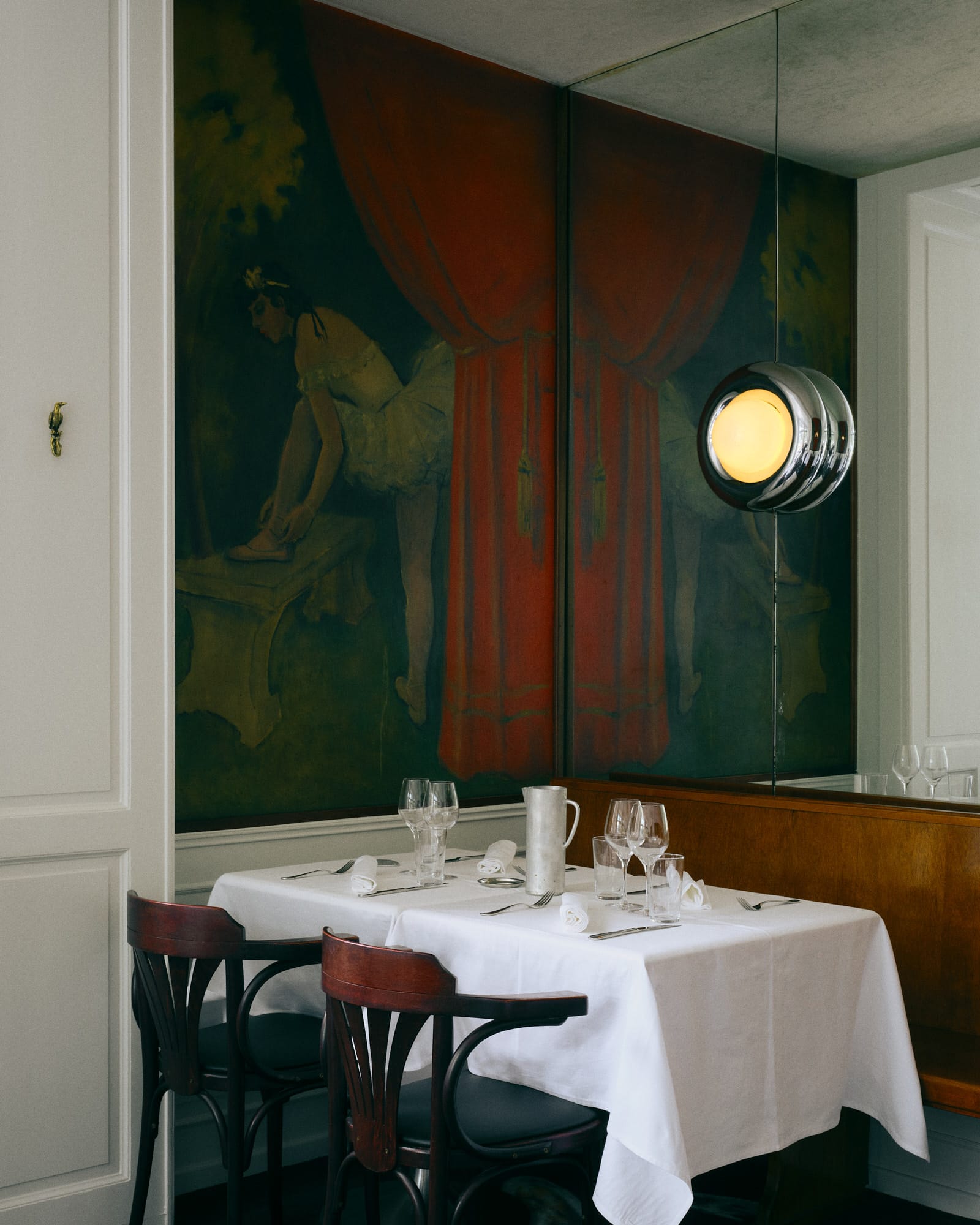 nha hang Le Dorian Ykra Architects