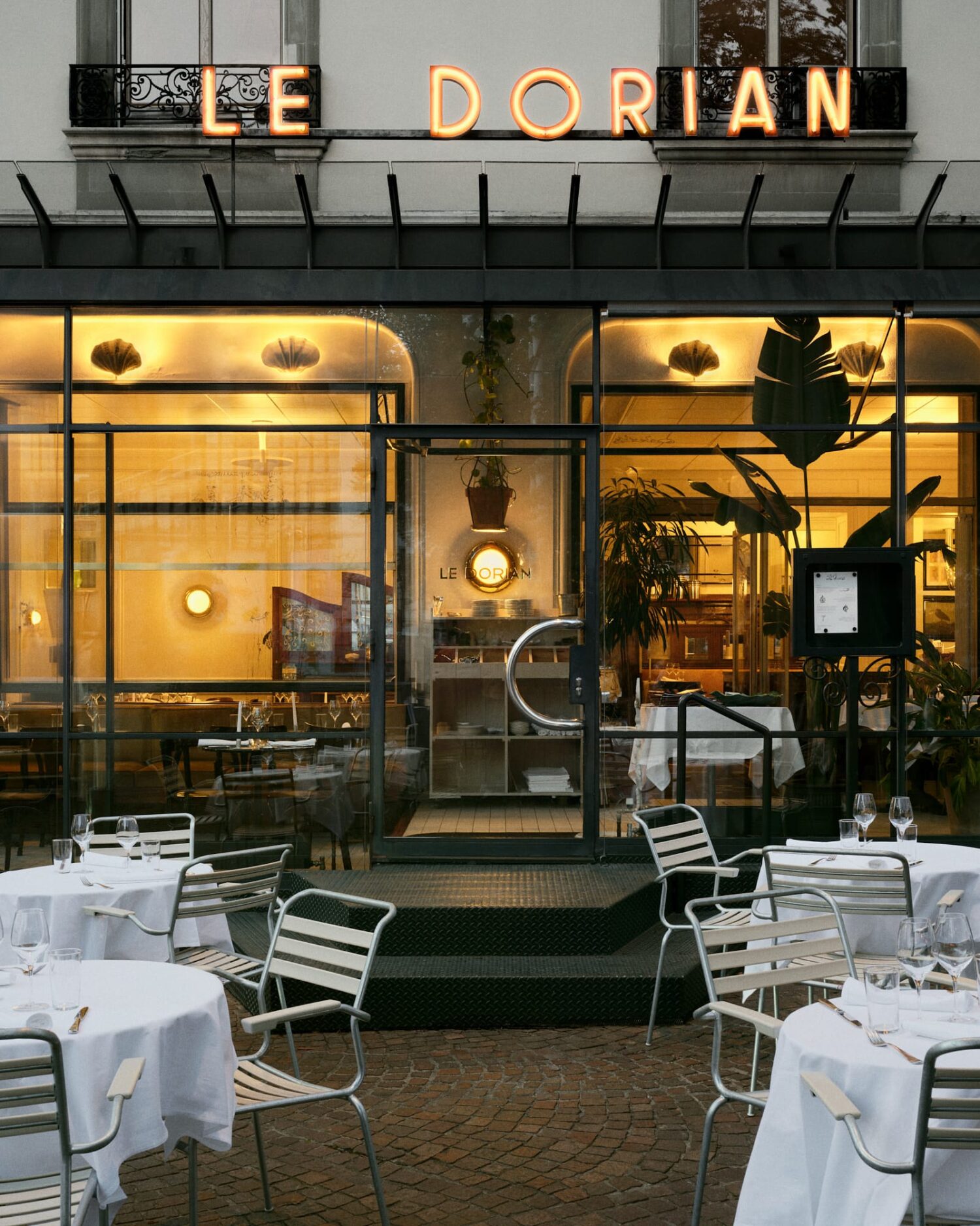 cai tao nha hang Le Dorian Ykra Architects