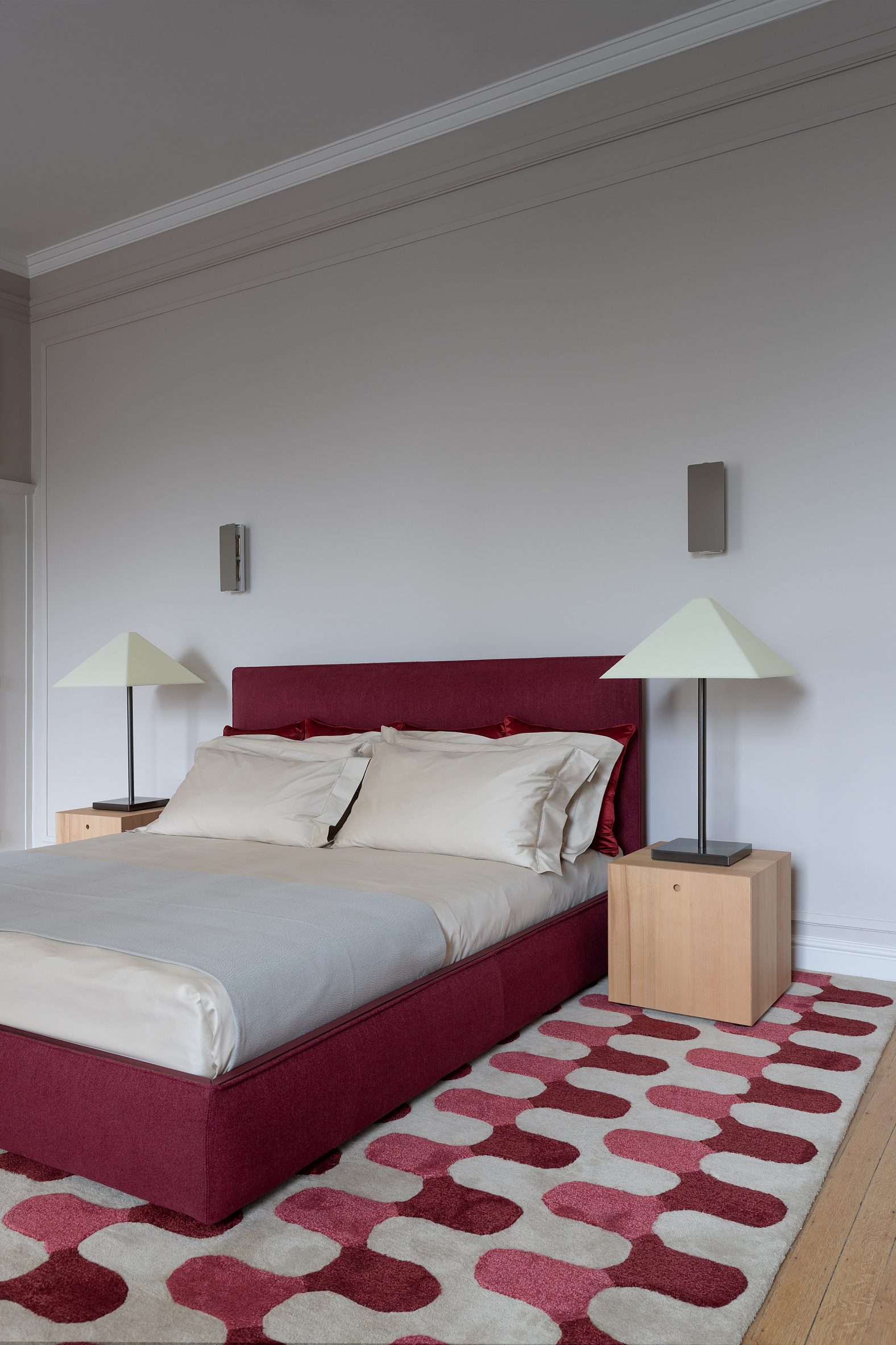 Nick Vinson Avanti Architects Grosvenor Square London Molteni & C B&B Italia Flos Poltrona Frau