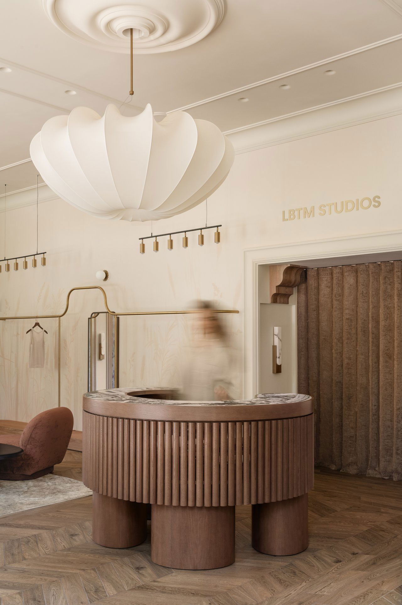 boutique store Love by the Moon (LBTM Studio) HE.D Group
