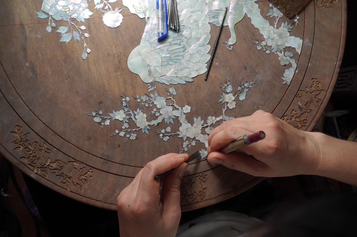 kham xa cu mother of pearl inlay lich su nguon goc lang nghe