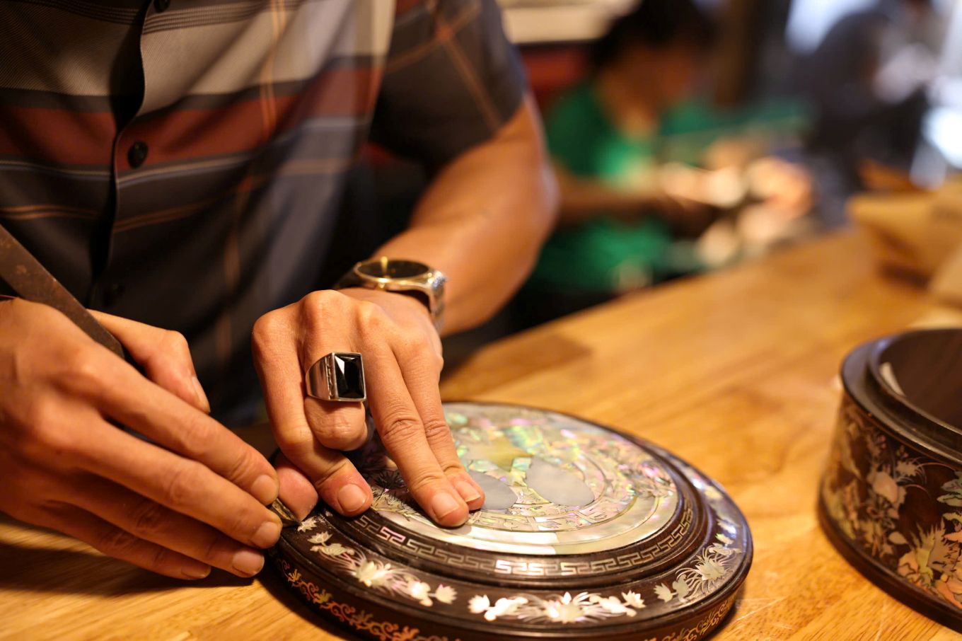 mother of pearl inlay lich su nguon goc lang nghe