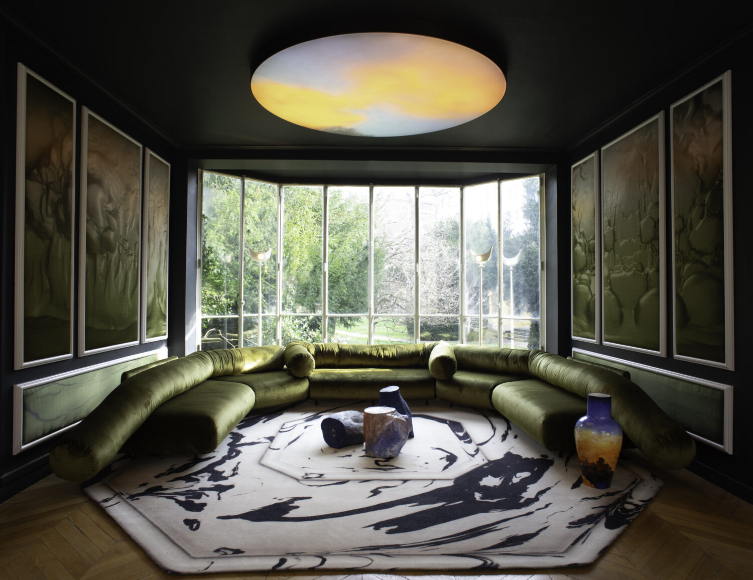 Di san nghe thuat The Salons of Imagination Studio GGSV sap dat noi that phong khach salon