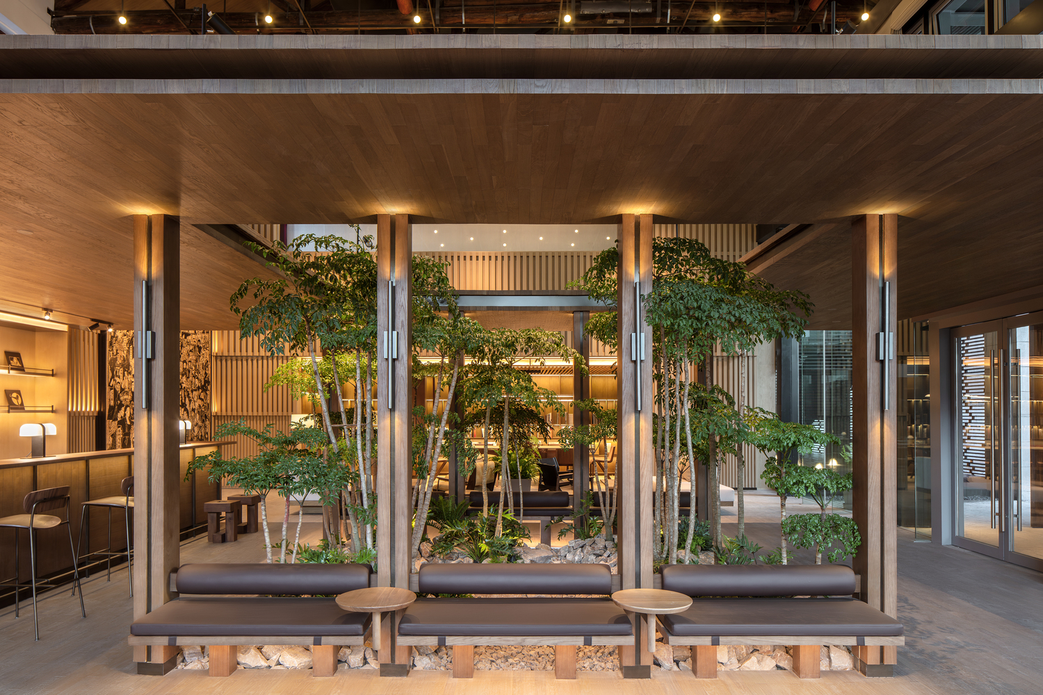 B.L.U.E. Architecture Studio noi that tran go 