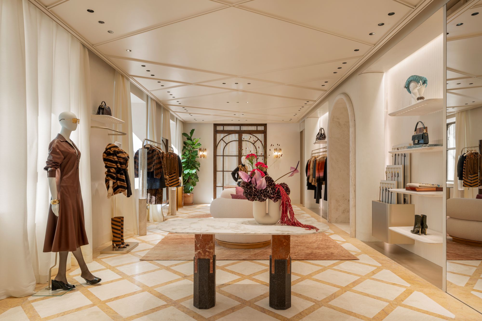 palazzo fendi milano kien truc mai vom couture