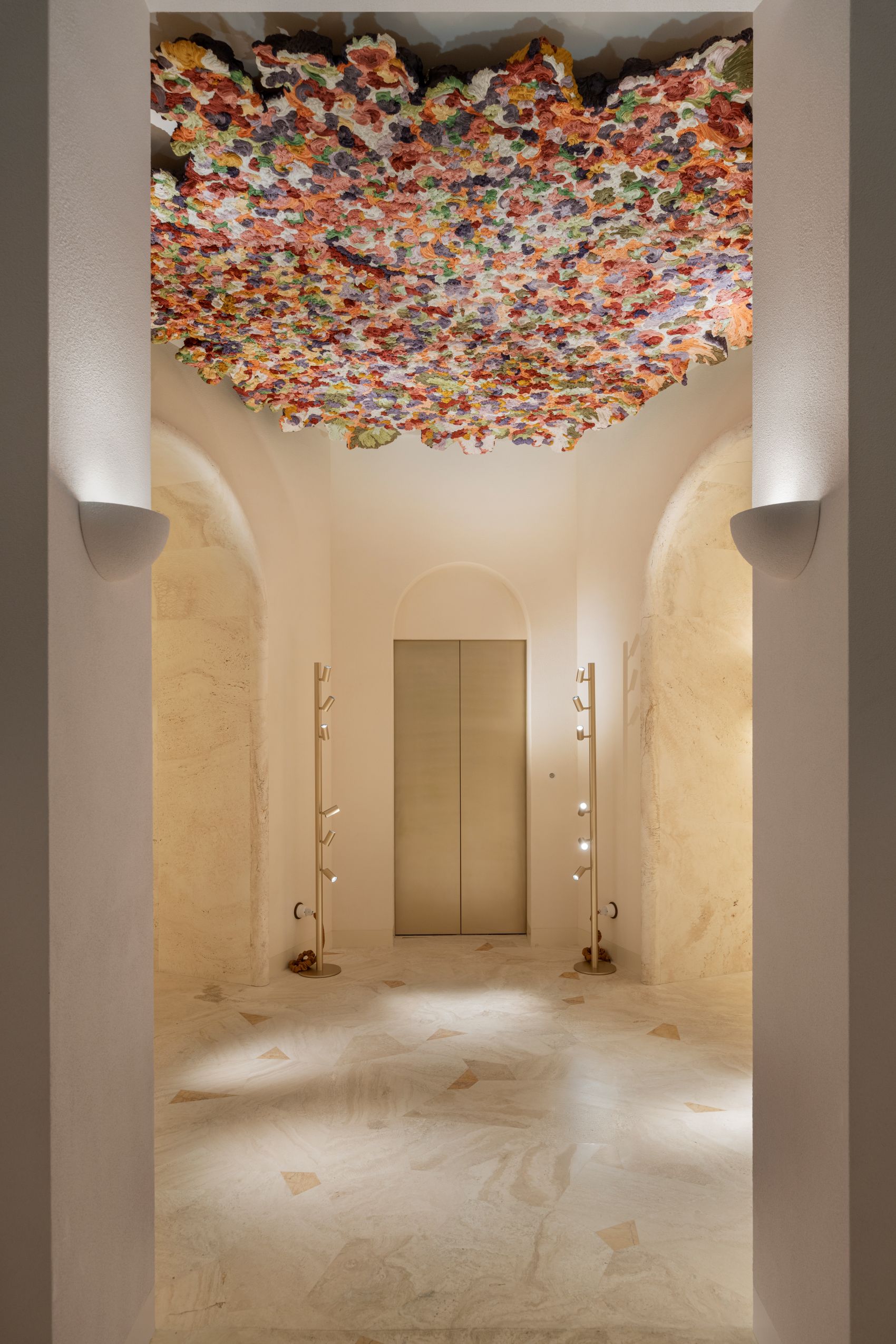 cua hang palazzo fendi milano kien truc mai vom Edoardo Piermattei