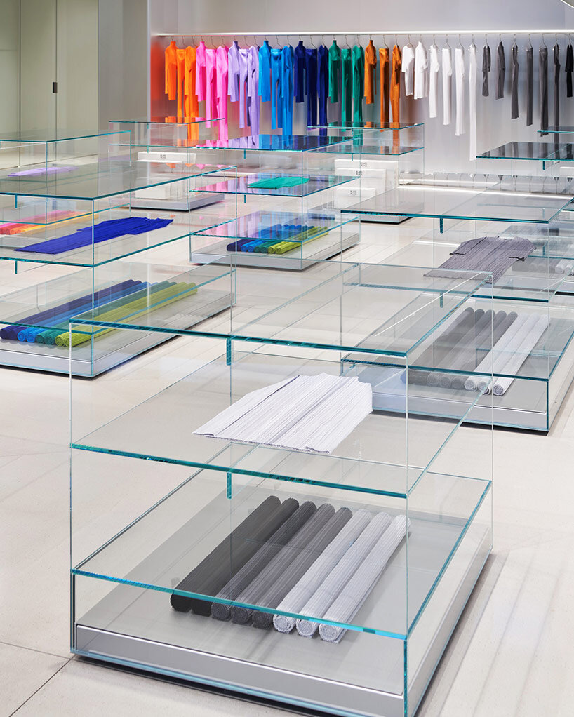 issey miyake pleat please cua hang tokyo miyake aoyama