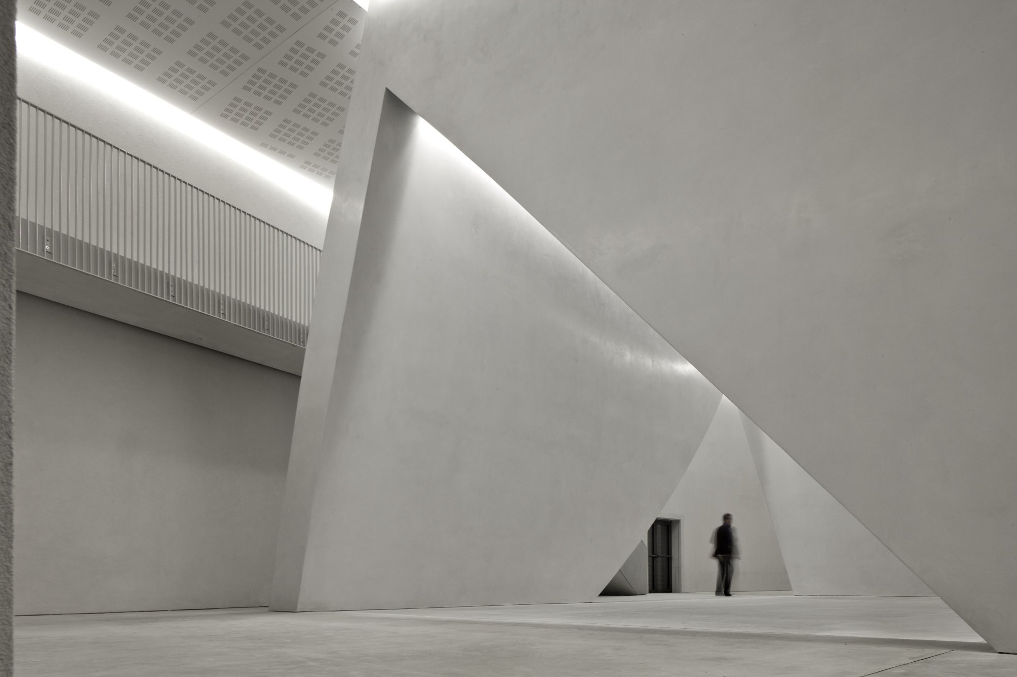 trung tu cong trinh kien truc nha hat Teatrino di Palazzo Grassi Tadao Ando