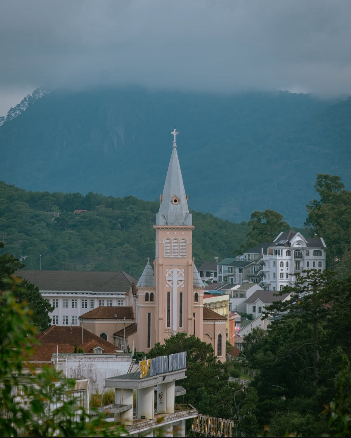 kien truc phap dong duong