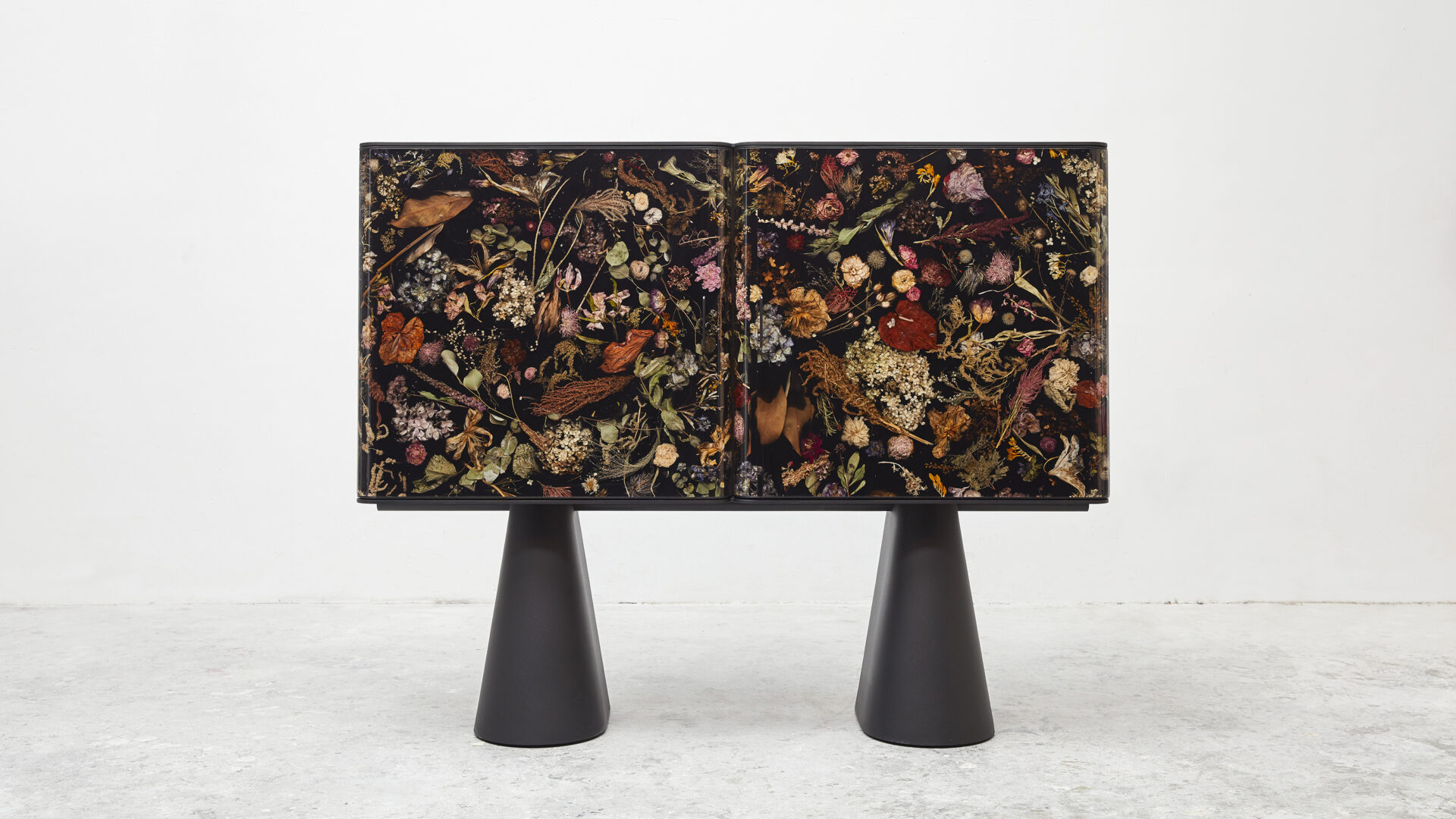 nghe si Shannon Clegg Rebecca Louise Law Ignacio Canales Aracil Marcin Rusak