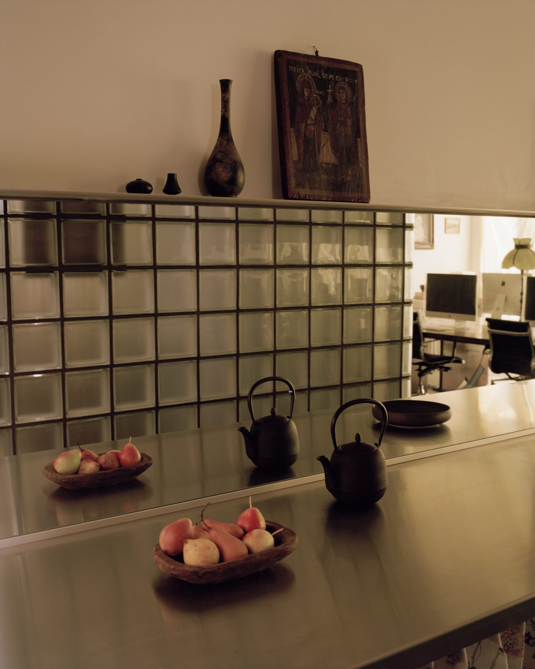 Mouthwash Chinatown Los Angeles nha bep gach kinh Aunt Noam Saragosti Juhee Park