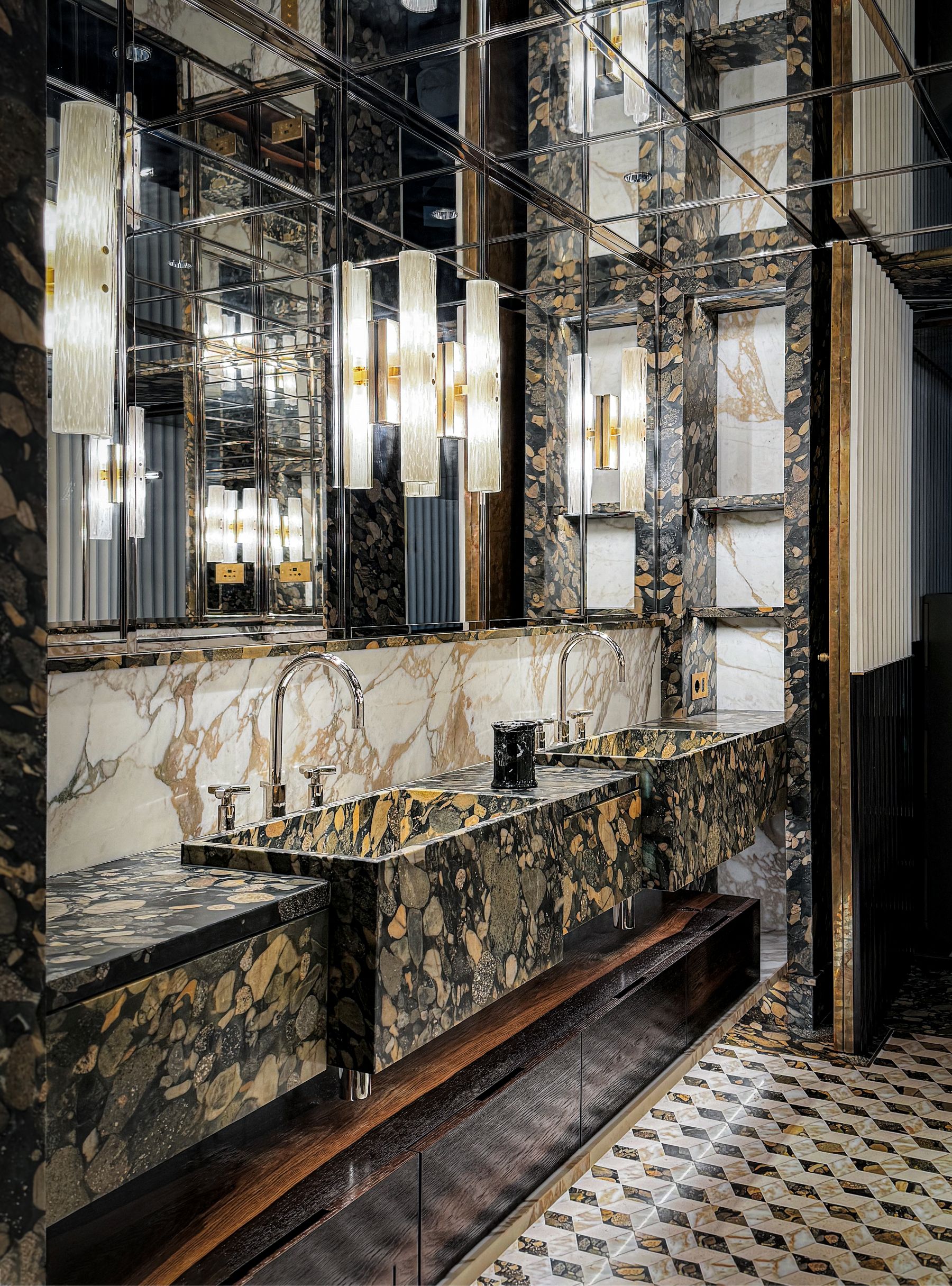 noi that phong tam da cam thach lavabo pietro ruffini moncler