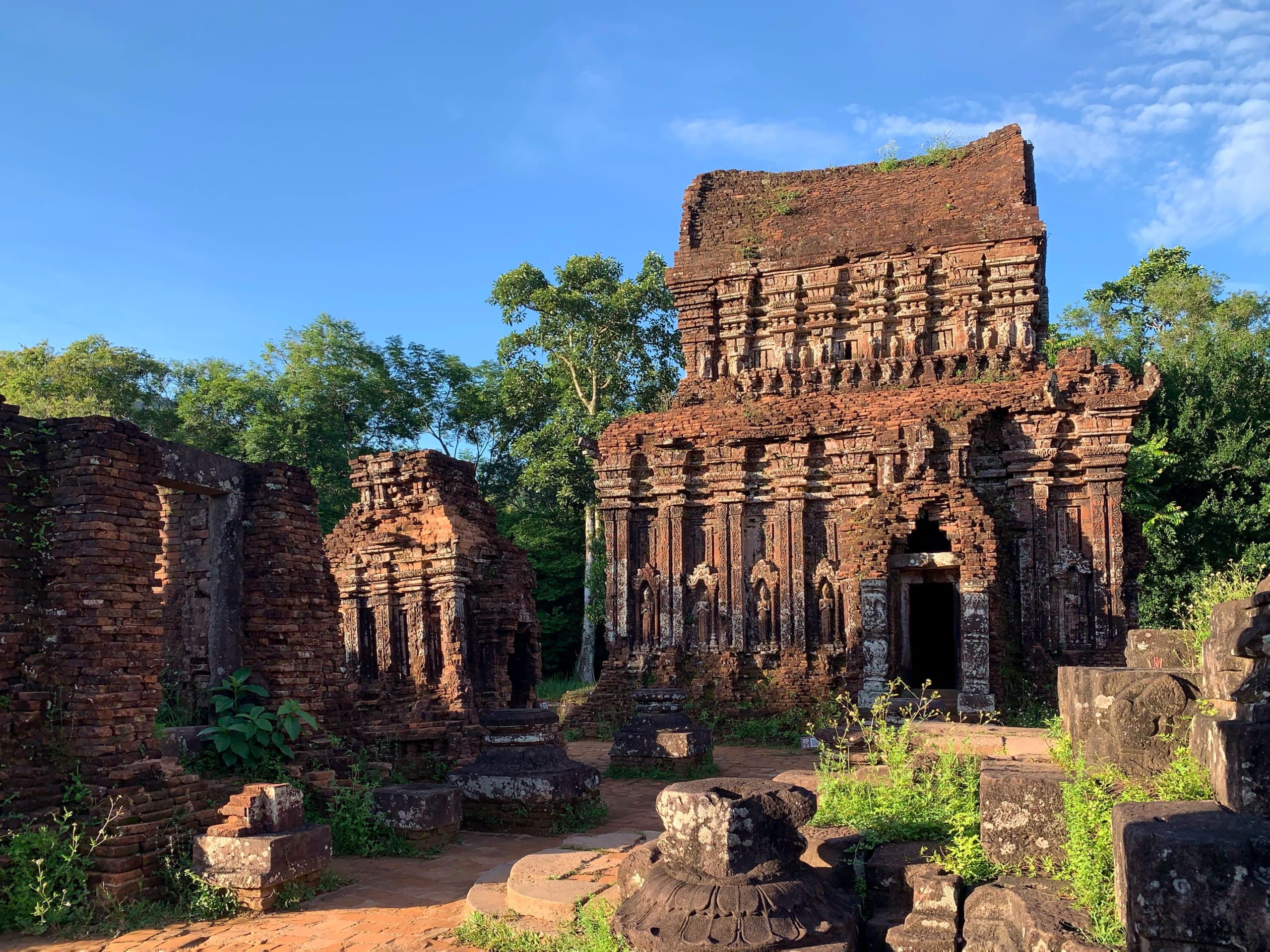 thanh dia kien truc ton giao cham pa