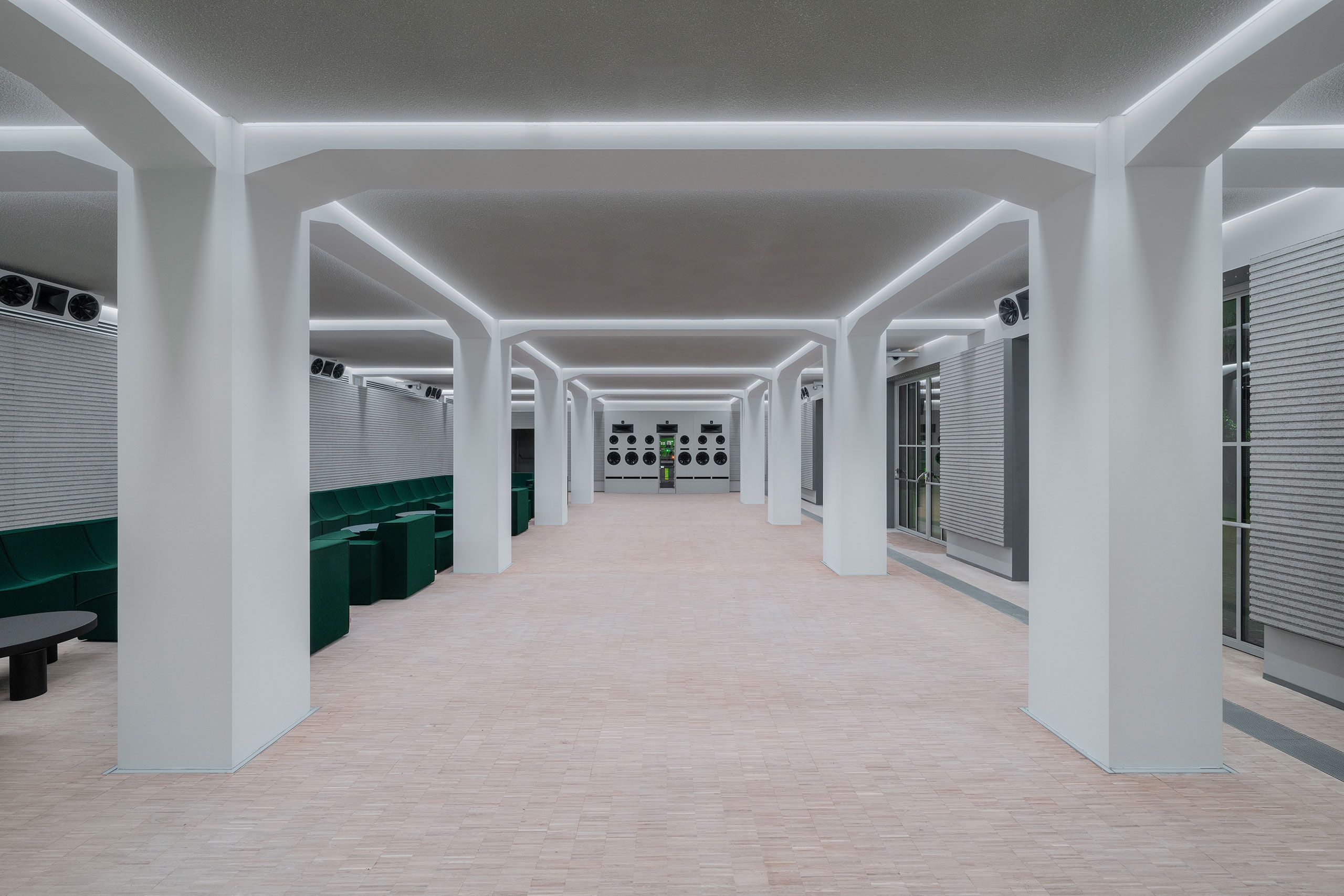 khong gian duong dai am nhac nghe thuat triennale milano Piano Parco