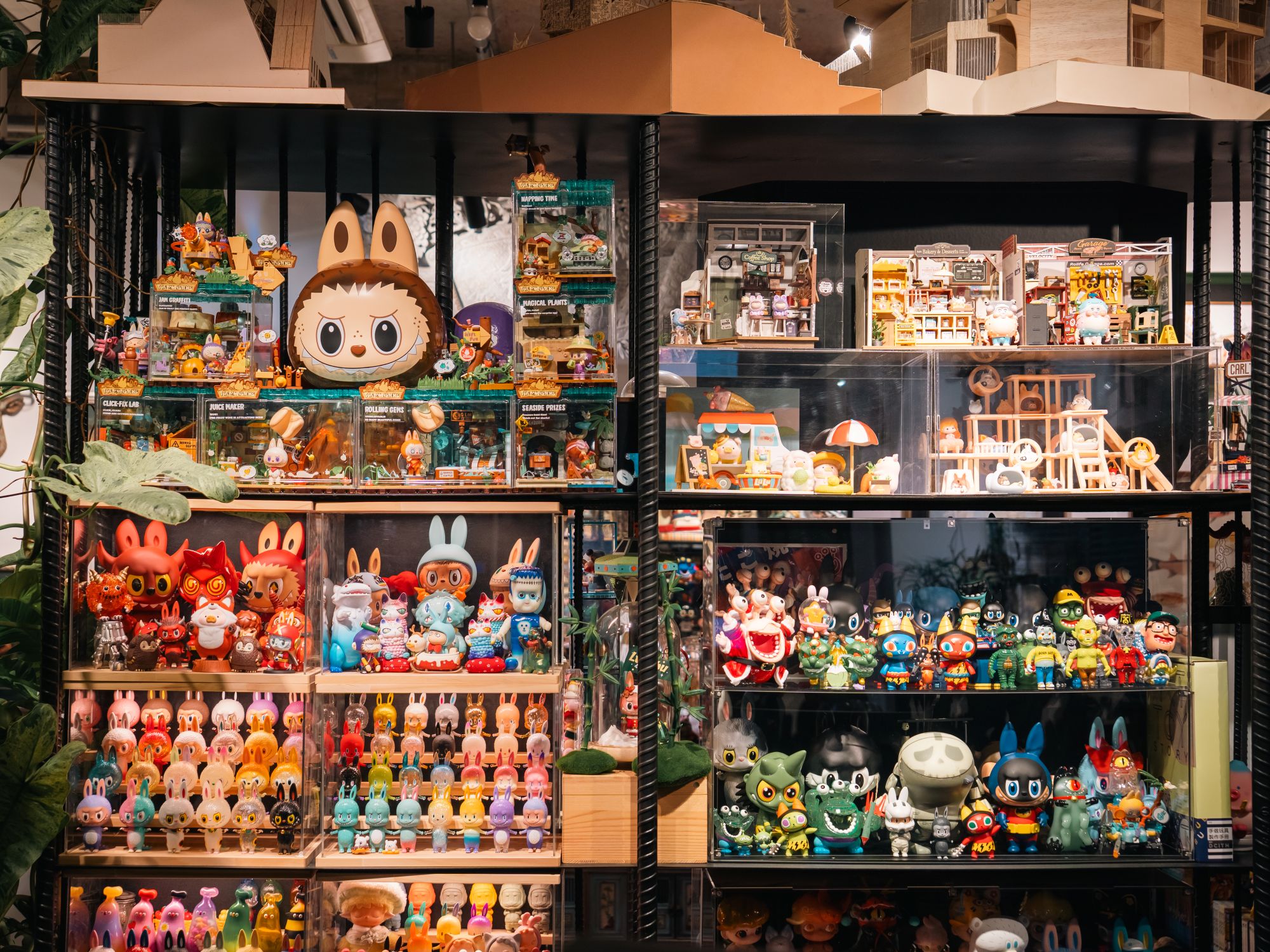 trong lee sofubi art toy bo suu tap do choi