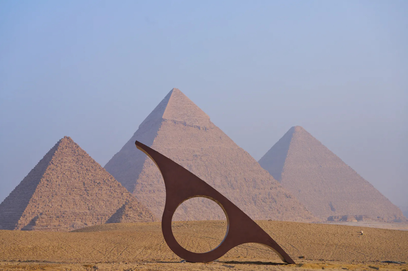 kim tu thap trien lam nghe thuat duong dai forever is now null maat