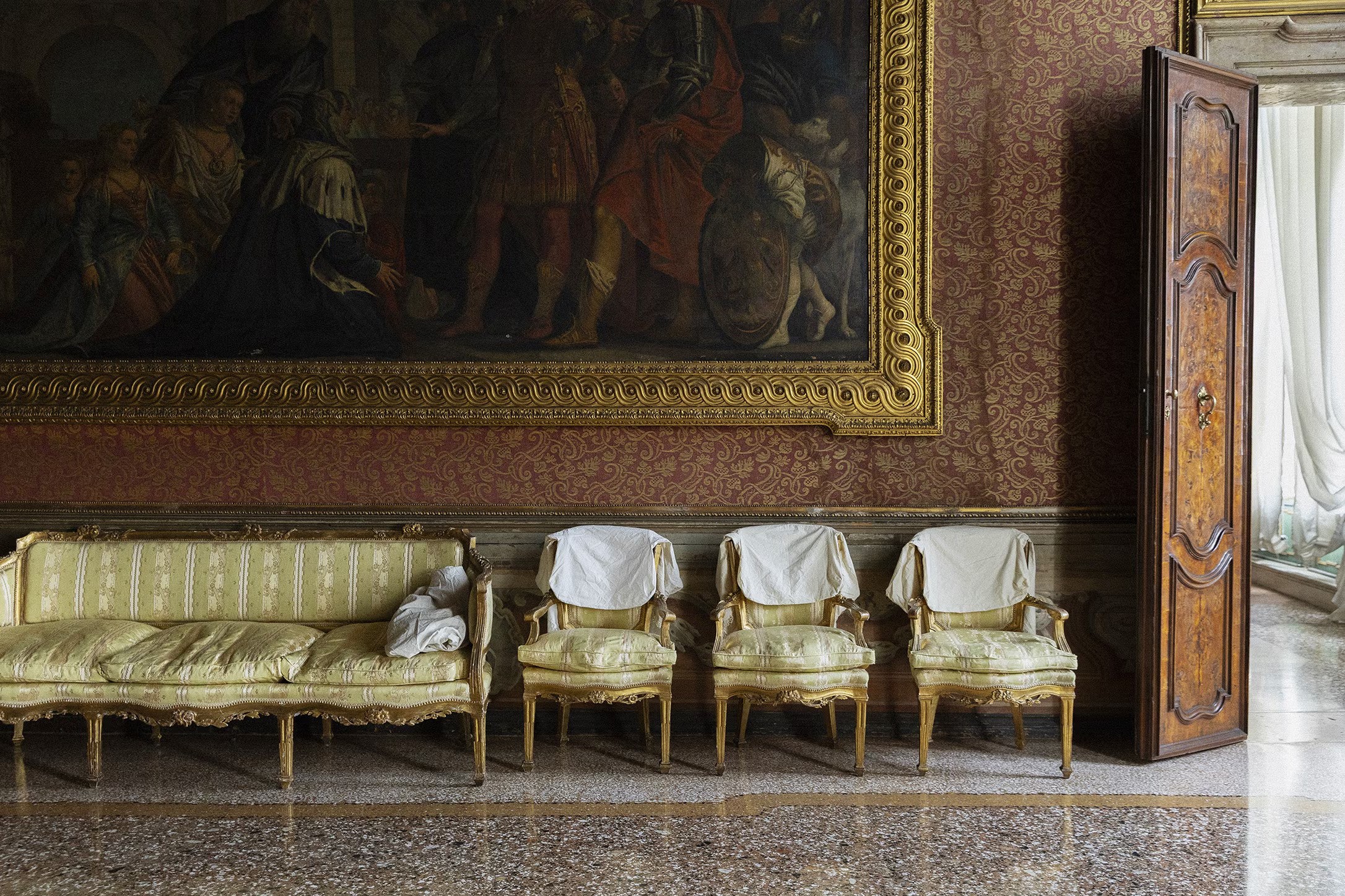 dries van noten foundation nha thiet ke venice di san Palazzo Pisani Moretta