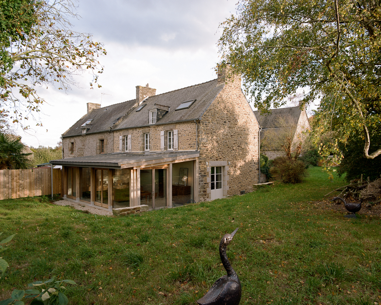 nha da cottage Brittany Breton studio A-platz Paris