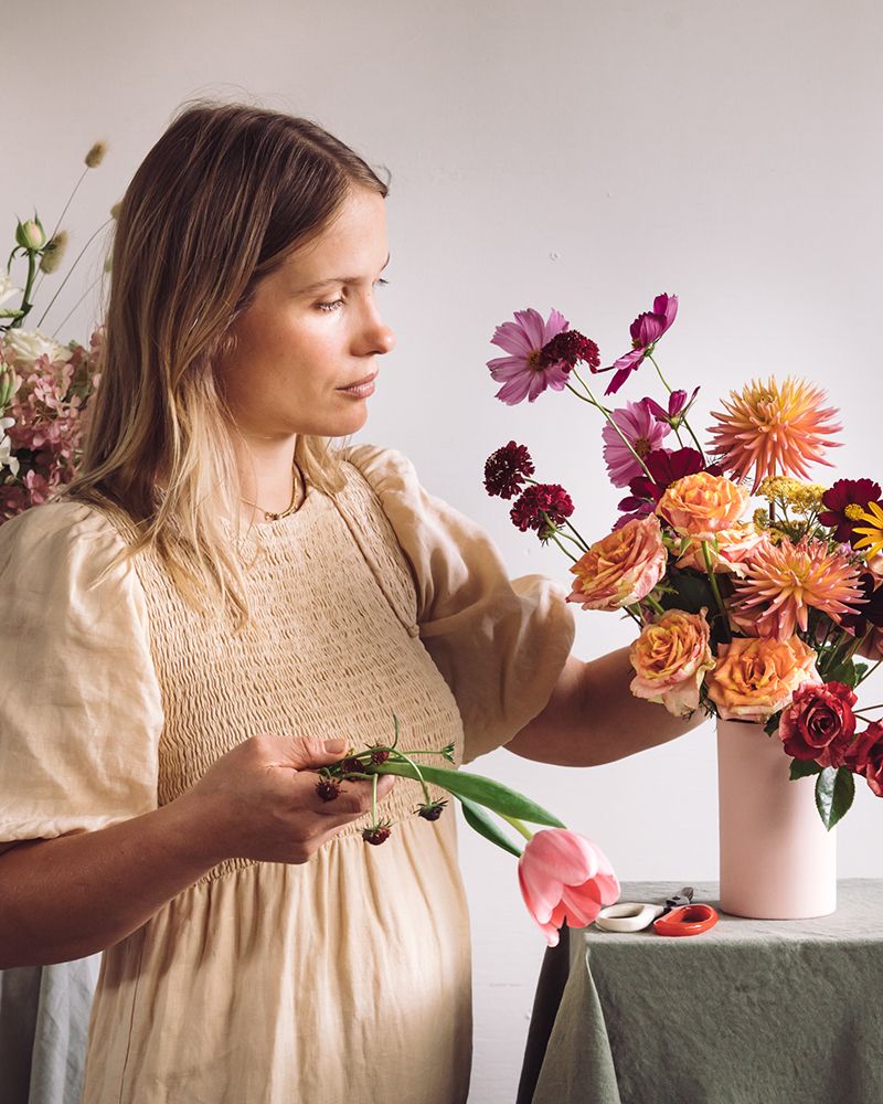 Sophia Kaplan florist nghe si cam hoa