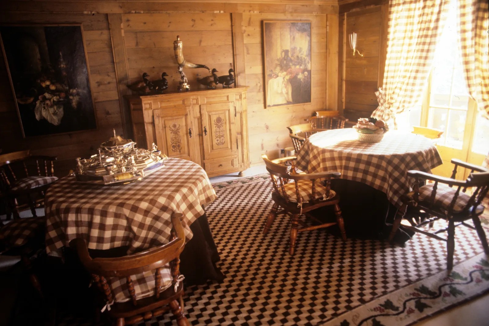 chalet nha nghi duong nui tuyet Gstaad valentino