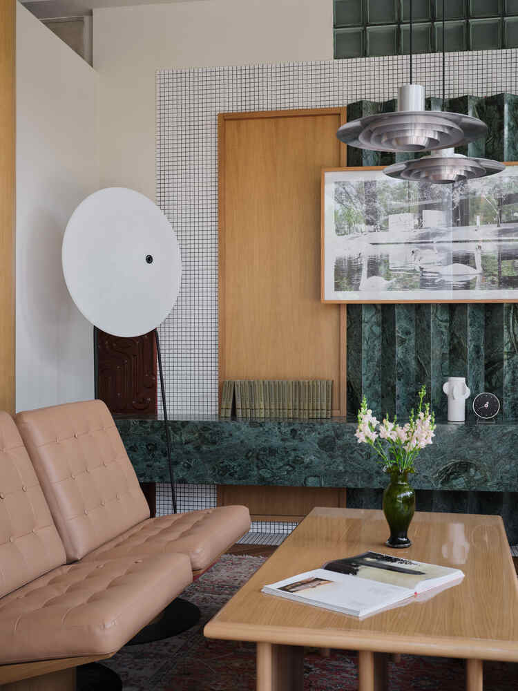 cong trinh Aqqu Central Café Kazakhstan Almaty