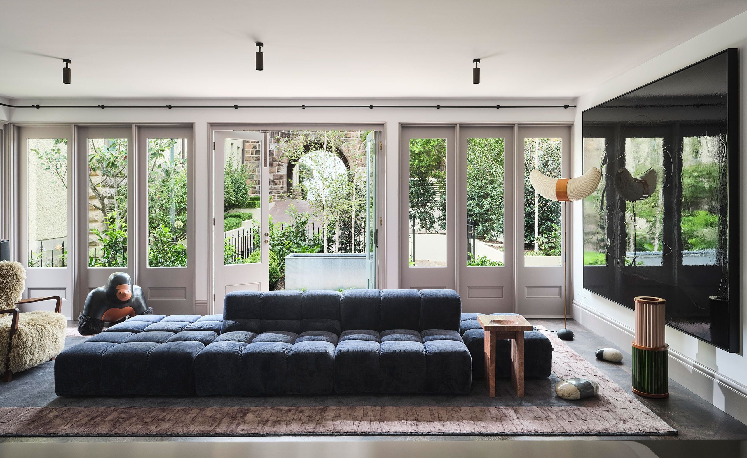 cai tao nha uc kilmory house phong khach noi that san vuon 