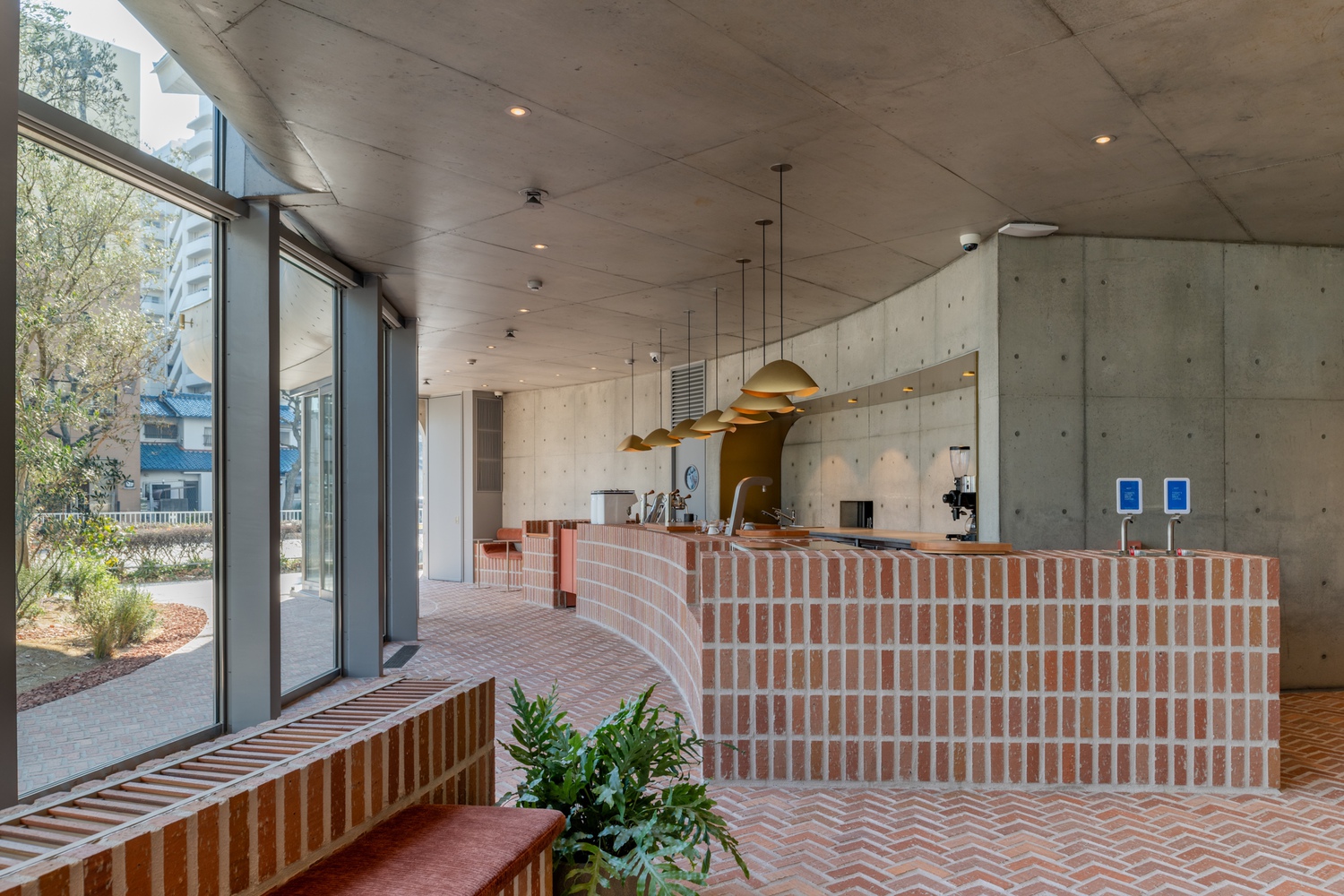 Patricia Urquiola Laura Gonzalez Linda Boronkay Elsa Urquijo Ruta Bagdzeviciute Yuko Nagayama