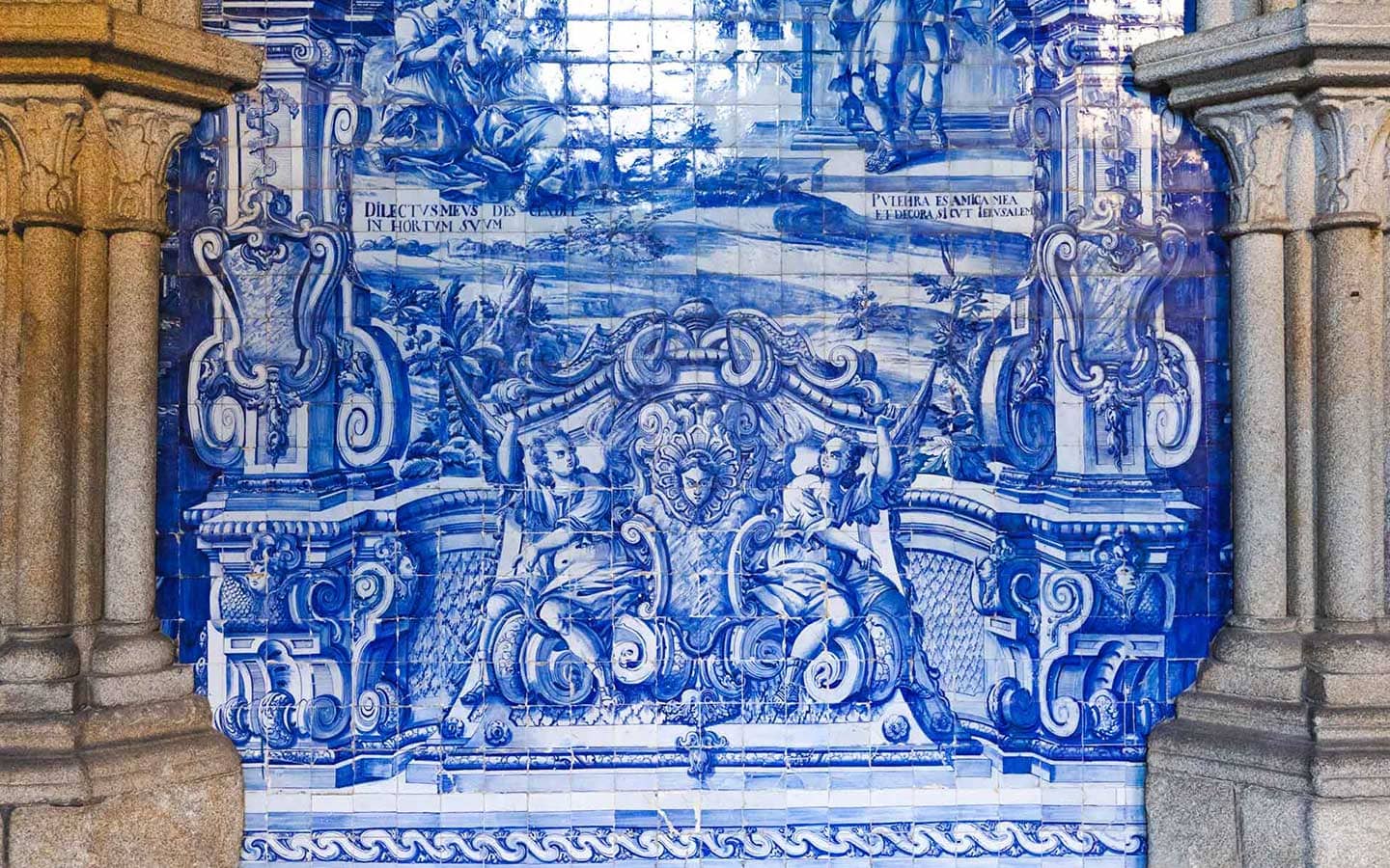 gach men porcelain tiles tay ban nha spain 