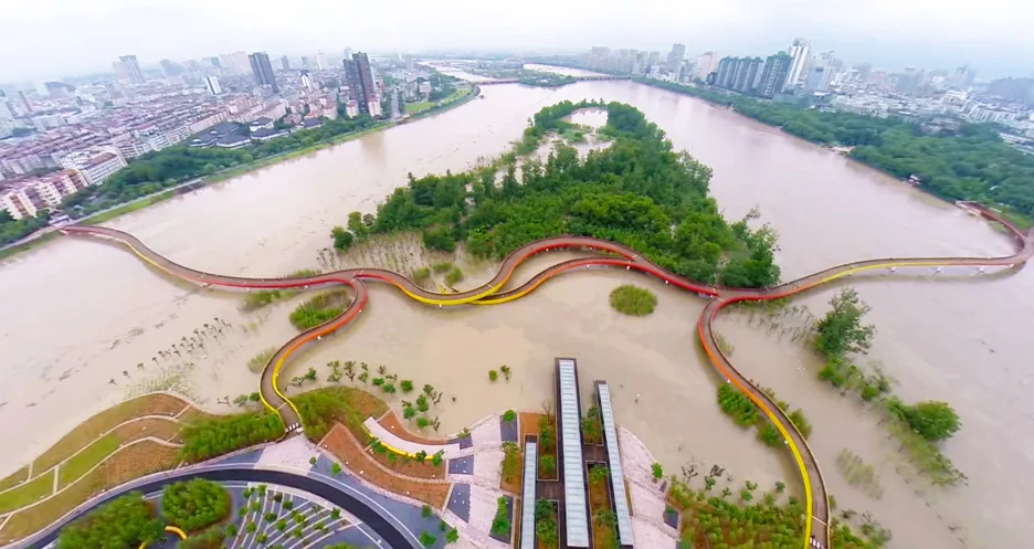 thanh pho bot bien sponge city Kongjian Yu Benjakitti Turenscape Arsomsilp Community and Environmental Architect Lujiatan MUDA-Architects Sengkang Floating Wetland Yanweizhou Qunli Park Benthemplein Watersquare